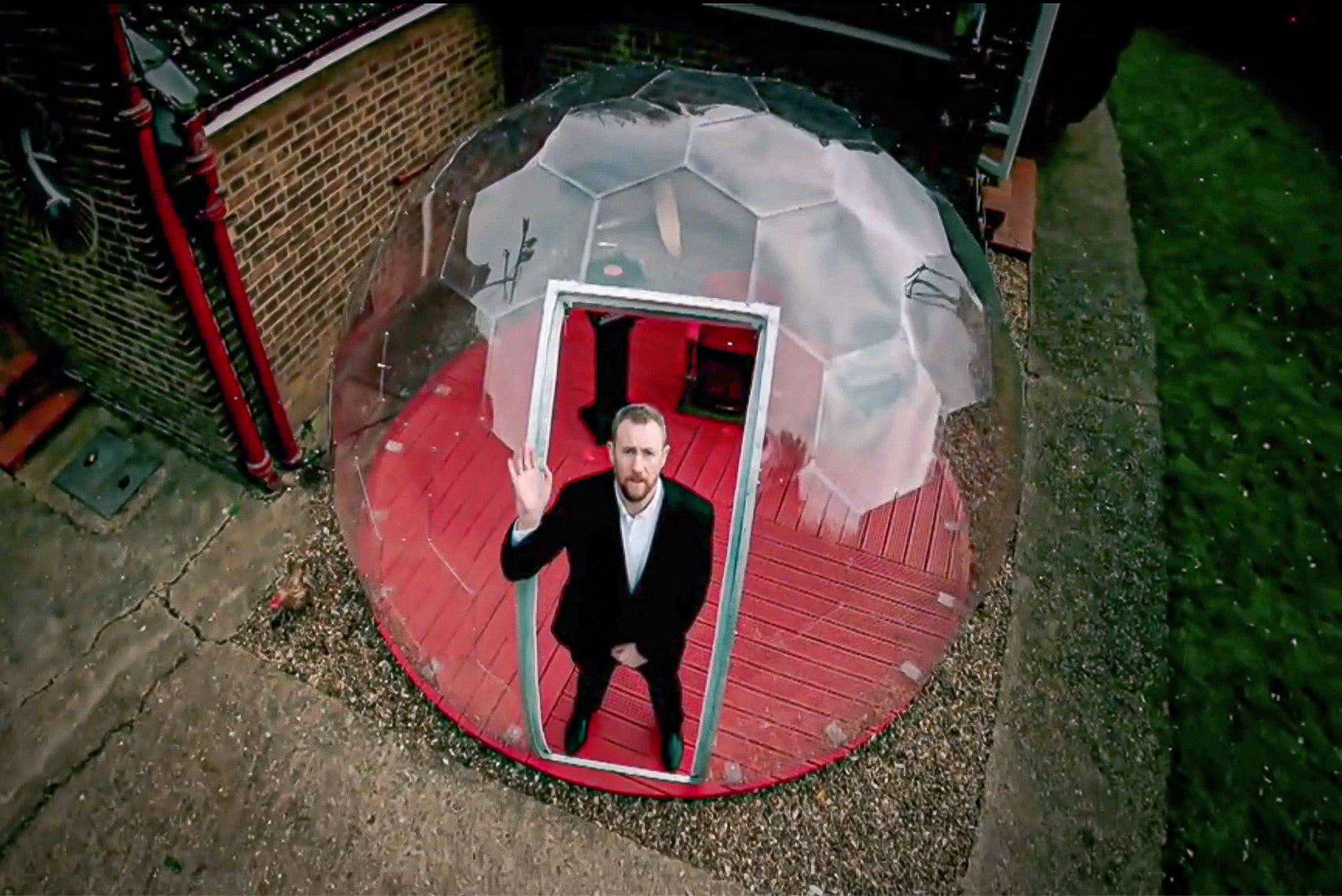 Channel 4 Taskmaster features Hypedome garden pod as its new outdoor area